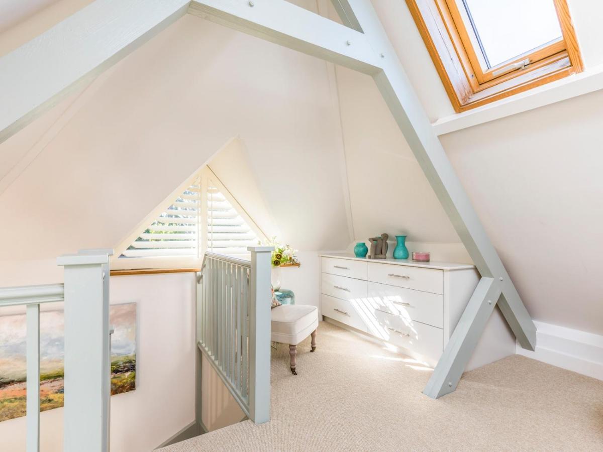 Pass The Keys Peaceful And Beautiful 1 Bedroom Barn Conversion Chichester Exterior photo