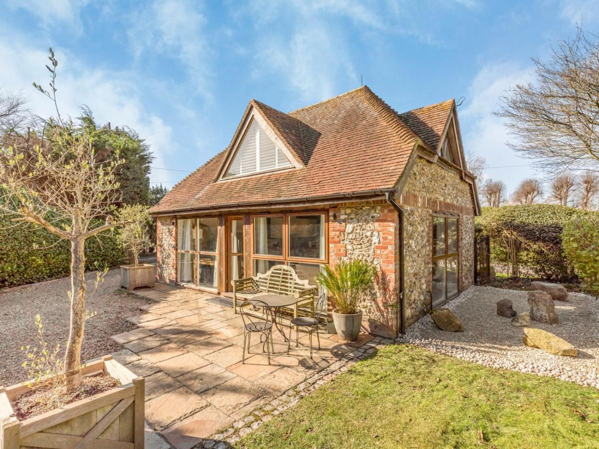 Pass The Keys Peaceful And Beautiful 1 Bedroom Barn Conversion Chichester Exterior photo